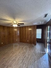 1216 Highland Ave in Springdale, AR - Building Photo - Building Photo