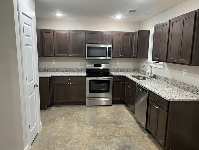 7347 MURRAY Hl in Olive Branch, MS - Building Photo - Building Photo