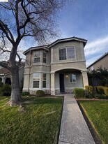 8224 Shay Cir in Stockton, CA - Building Photo