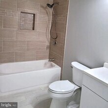42068 Basalt Dr in Stone Ridge, VA - Building Photo - Building Photo