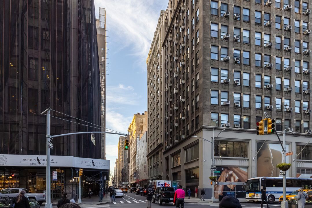 49 E 21st St in New York, NY - Foto de edificio