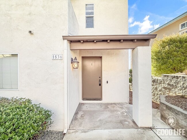 1536 Glenwood Dr in San Diego, CA - Building Photo - Building Photo