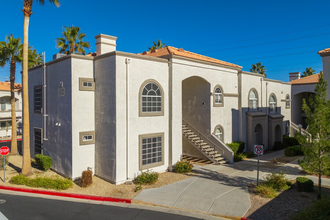 Mar-A-Lago Condominiums in Las Vegas, NV - Building Photo