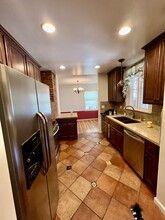1808 N Edison Blvd in Burbank, CA - Building Photo - Building Photo