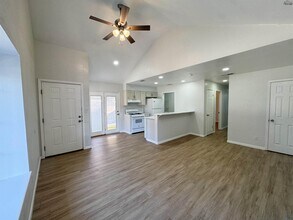 4505 Mistletoe Dr in Wichita Falls, TX - Building Photo - Building Photo