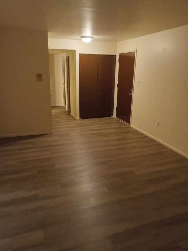 1001 White Oak Road, Unit J21 in Dover, DE - Building Photo - Building Photo