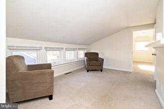 1305 Sylvan Dr in Haddon Heights, NJ - Building Photo - Building Photo