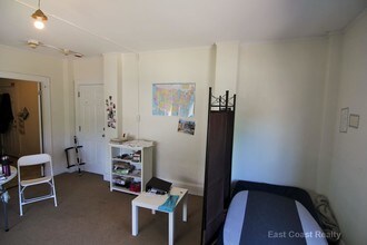 230 Walnut St-Unit -46BB in Newton, MA - Building Photo - Building Photo