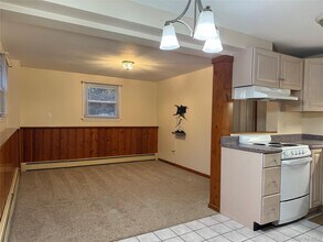 77 Elk Rd in Hopewell Junction, NY - Building Photo - Building Photo