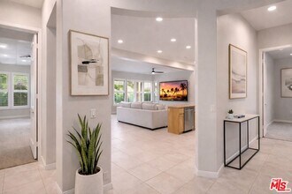 37 Shoreline Dr in Rancho Mirage, CA - Building Photo - Building Photo