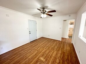 705 S 4th St in Valley Mills, TX - Building Photo - Building Photo