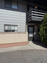 260 W Park Dr in Grand Junction, CO - Building Photo