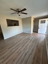 1314 Dewberry St in Wilmer, TX - Building Photo - Building Photo