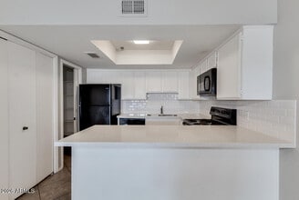 2145 E Center Ln in Tempe, AZ - Building Photo - Building Photo