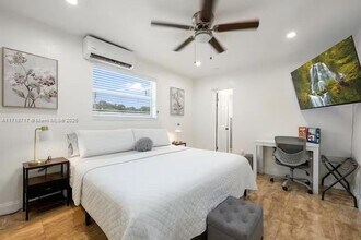 1098 NW 58th St-Unit -0 in Miami, FL - Building Photo - Building Photo