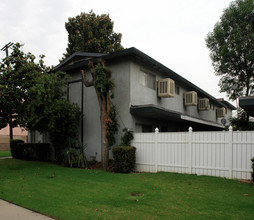 1040 W G St in Ontario, CA - Building Photo - Building Photo