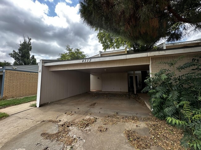 property at 4313 53rd St
