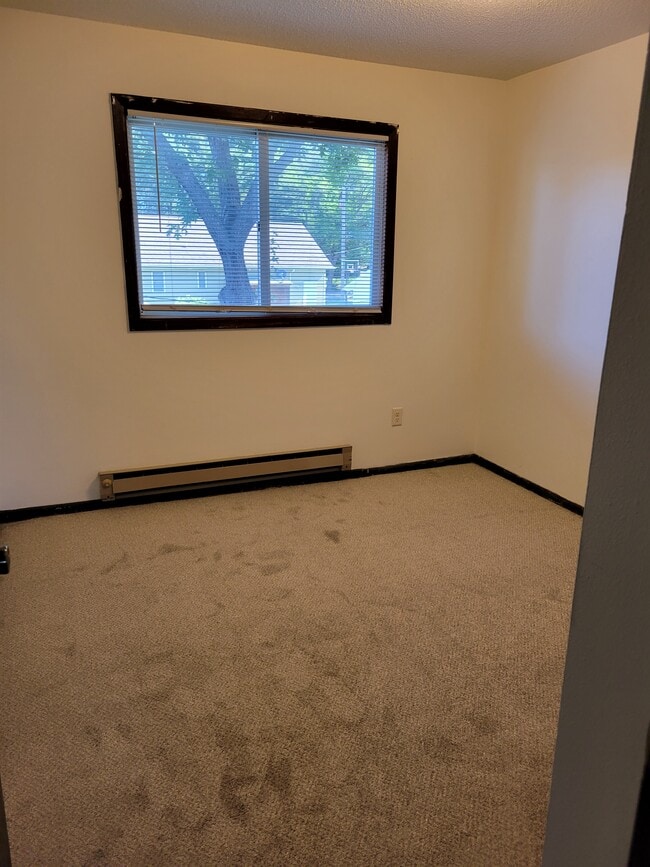 714 Powell St, Unit 5 in La crosse, WI - Building Photo - Building Photo