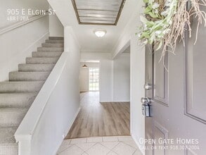905 E Elgin St in Broken Arrow, OK - Building Photo - Building Photo