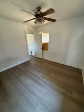 225 SE Vine Ln in Bend, OR - Building Photo - Building Photo