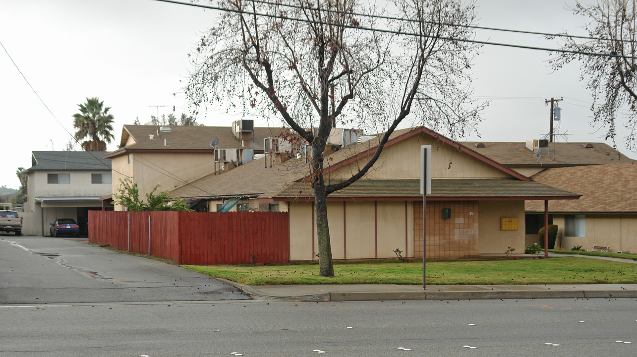 860 Bonita Ave in La Verne, CA - Building Photo