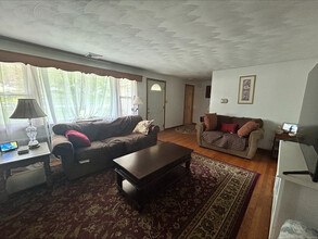 530 West St in Southington, CT - Building Photo - Building Photo
