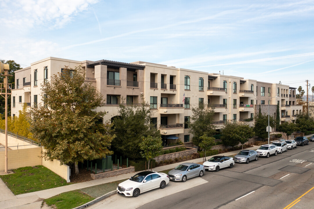 The Balboa in Encino, CA - Building Photo