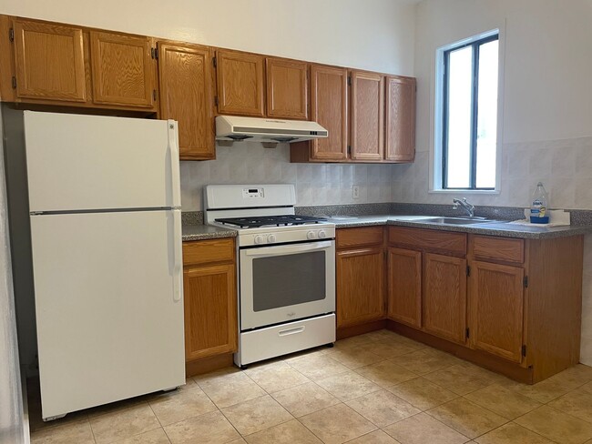 property at 885 Filbert St