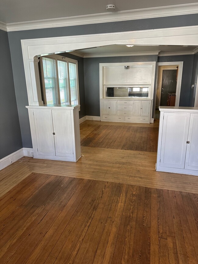 701 Clara Ave, Unit 701