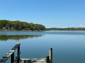 1854 N Bayview Rd in Southold, NY - Building Photo - Building Photo