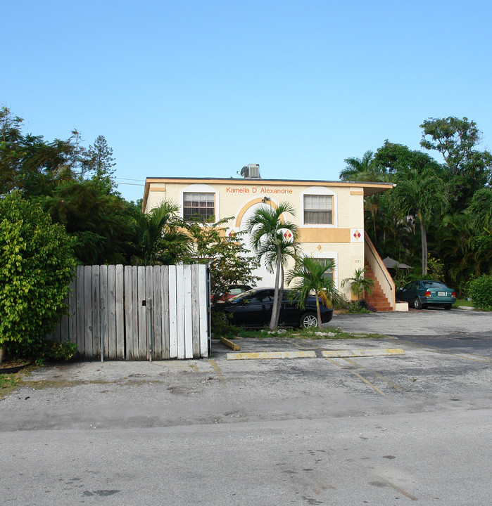 1211 NE 14th Ave in Fort Lauderdale, FL - Building Photo