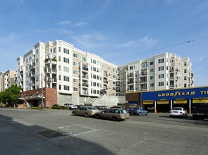 Ballard Condominiums in Seattle, WA - Foto de edificio - Building Photo