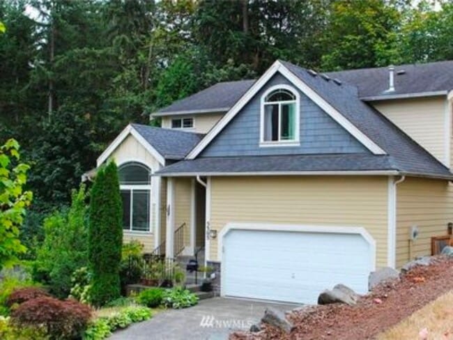 property at 5305 NE 11th Ct