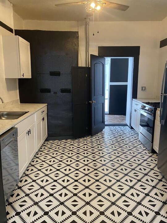 91 W Simpson St in Tucson, AZ - Foto de edificio