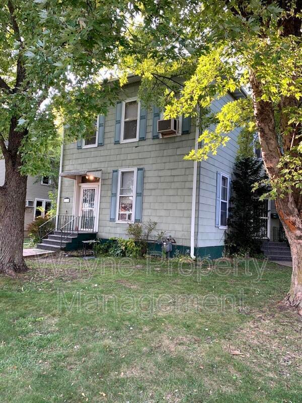 property at 744 1st St