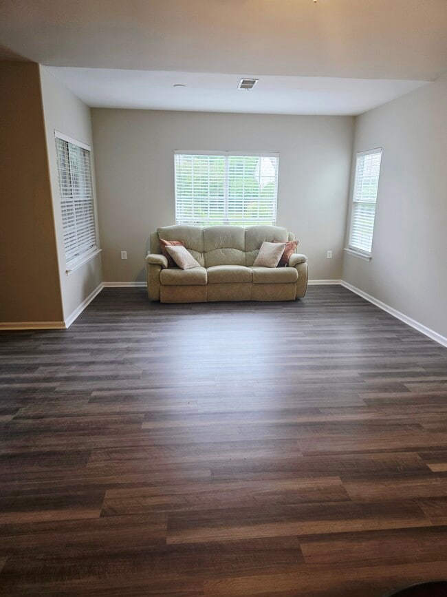 974 A Thornbury Ln in Manchester Township, NJ - Building Photo - Building Photo