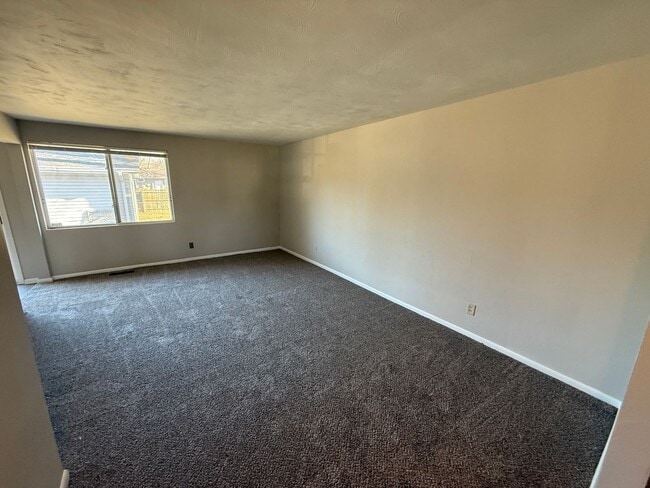 4918 Dwight Dr in Fort Wayne, IN - Building Photo - Building Photo