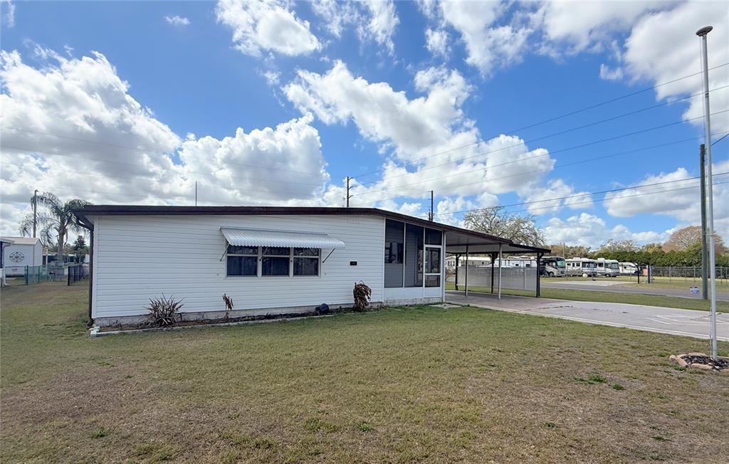 36506 Kay Ave in Zephyrhills, FL - Building Photo