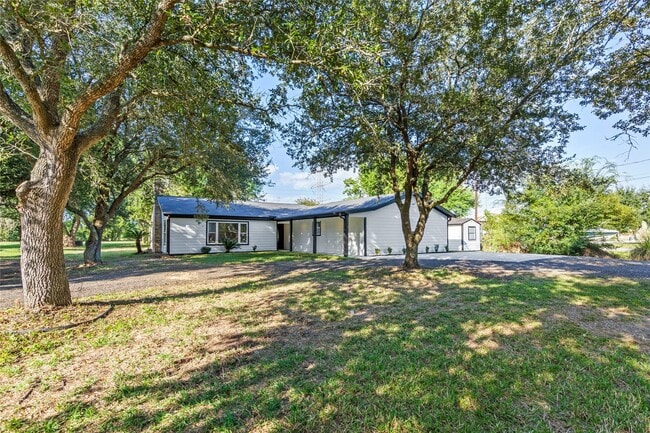 5425 Jeffrey St in Dickinson, TX - Building Photo - Building Photo