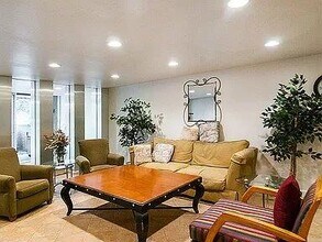 2500 S York St in Denver, CO - Building Photo - Building Photo