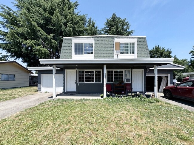 519 Cinderella Loop in Eugene, OR - Building Photo - Building Photo