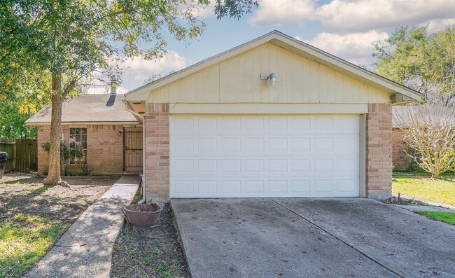5411 Ingomar Way in Houston, TX - Building Photo - Building Photo