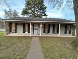 3064 Greenbranch Dr in Memphis, TN - Building Photo