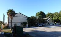 Sunset Place in Ft. Myers, FL - Building Photo - Building Photo