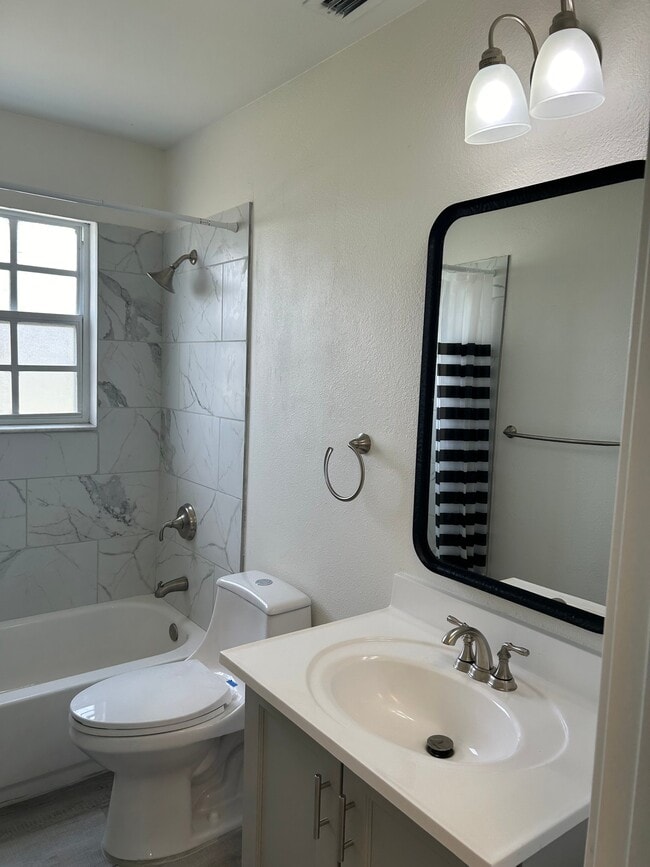 6351CONISTON STREET in Port Charlotte, FL - Building Photo - Building Photo
