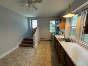 62 Grand St in Middletown, CT - Building Photo - Building Photo