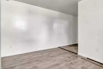 665 S Market Rd in Earlimart, CA - Building Photo - Building Photo