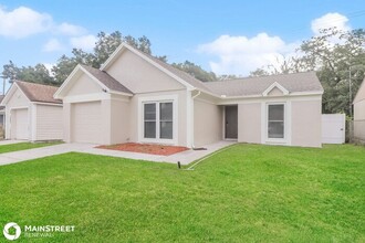 10003 Turkey Trot Pl in Tampa, FL - Building Photo - Building Photo