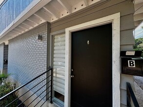 3304 Tom Green St in Austin, TX - Building Photo - Building Photo