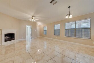 5324 Bridgeport Rd in McKinney, TX - Foto de edificio - Building Photo